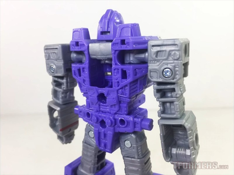 Transformers Siege Refraktor Generations Reflector With Screenshot Gallery 07 (7 of 35)